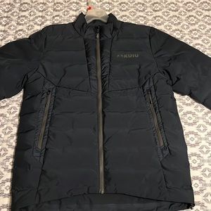 Kuiu Elements Jacket -Size Medium -Steel Blue color